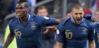 Doppio Benzema, la Francia vola: Pogba si procura il rigore